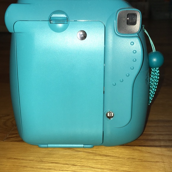 Polaroid camera - Picture 3 of 4